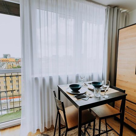 Komfortowy Apartament W Centrum Wroclawia Zewnętrze zdjęcie